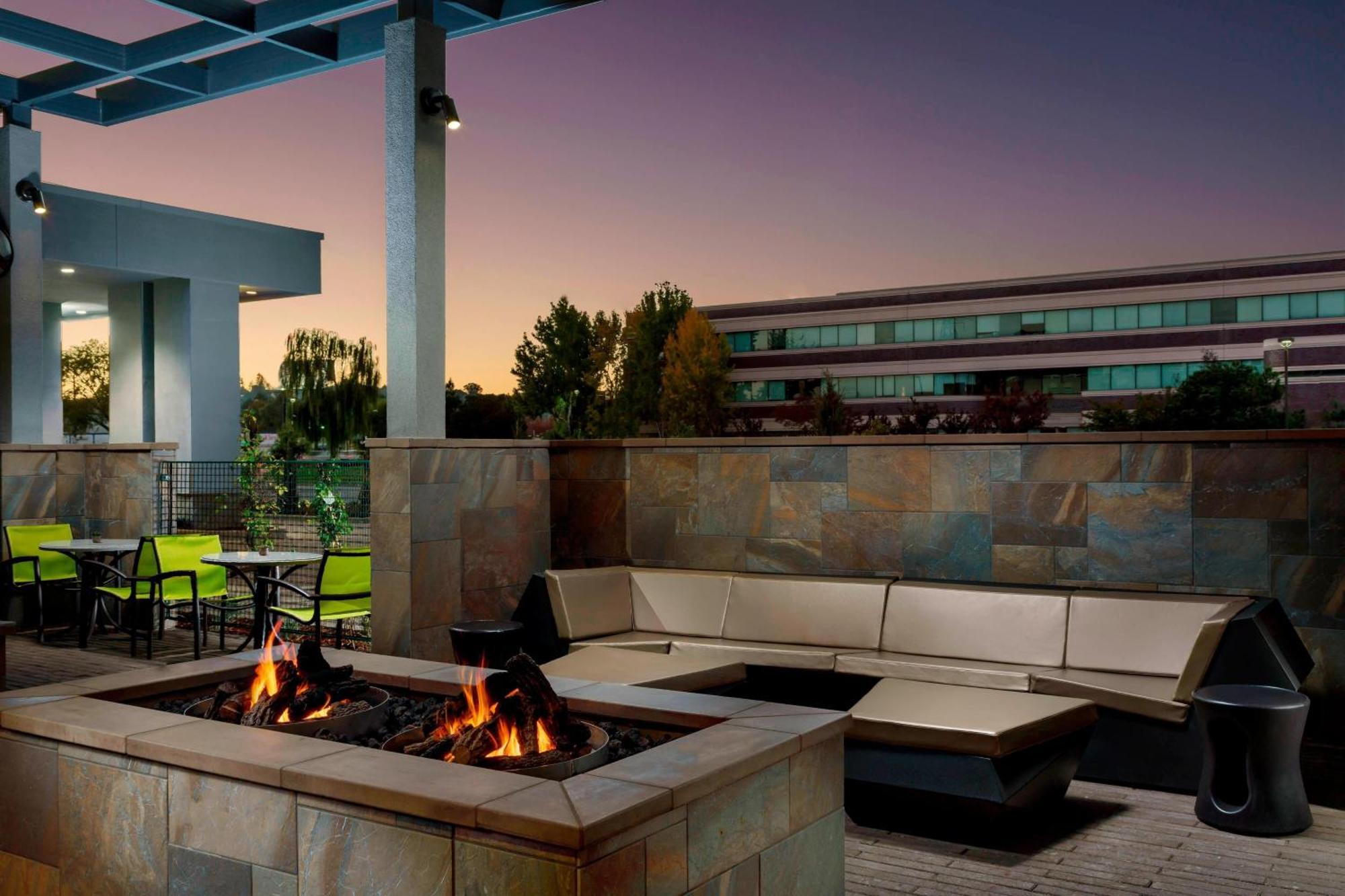 Springhill Suites By Marriott Belmont Redwood Shores Eksteriør billede